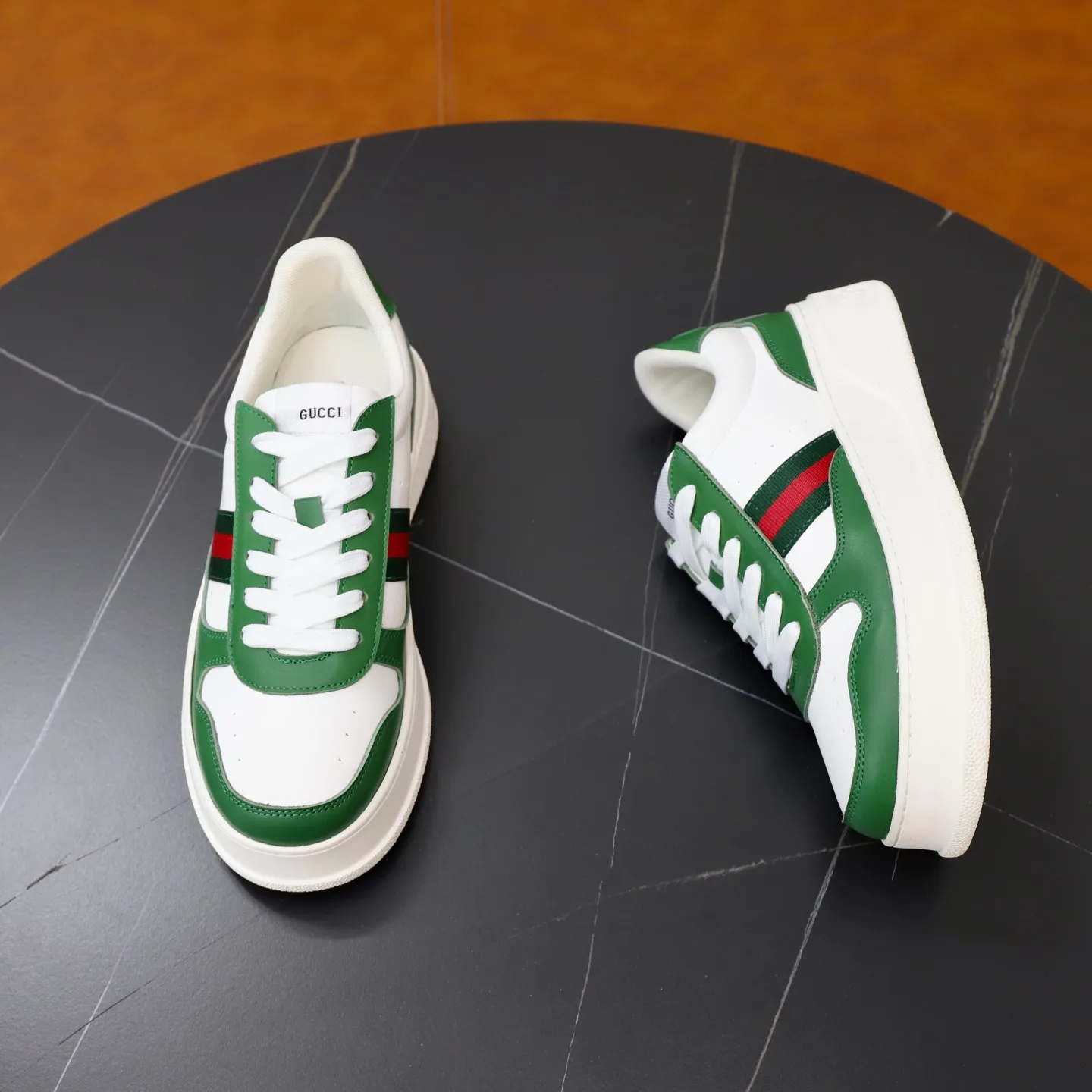 Ex-factory price: 400💰🙅‍♂️🙅‍♂️🙅‍♂️ Brand: GUCCI Standard code: 38-44 (45 customized) Grade: Same as the official website Material: Original leather stitching brand cloth Comfortable and breathable sheepskin lining Lightweight and wear-resistant outsole Style category: Men's fashionable casual shoes Sports shoes Distinguished luxury brand elements Top luxury Color: actual picture color